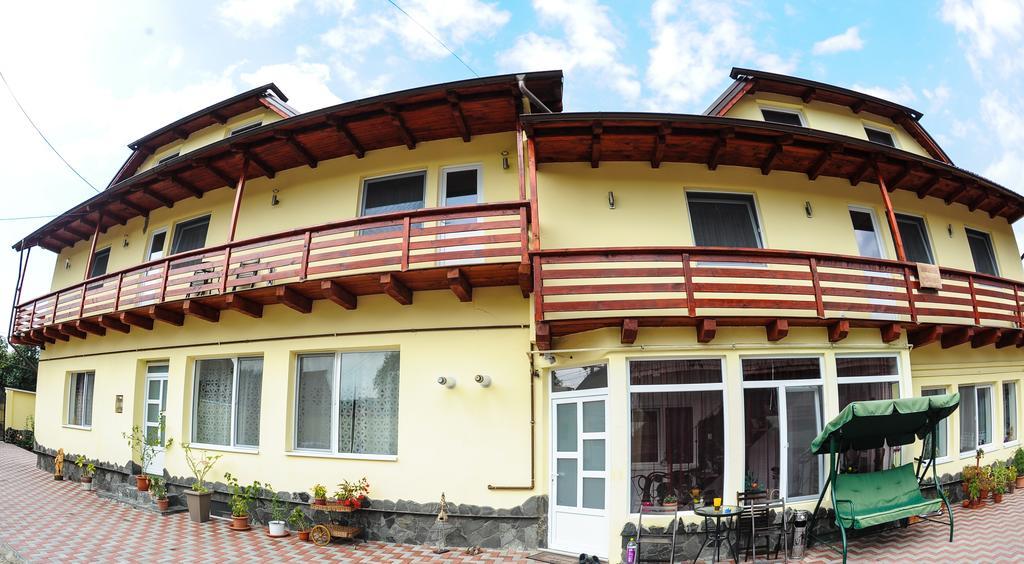 Hotel Casa Dany&Ady Rîşnov Exterior foto